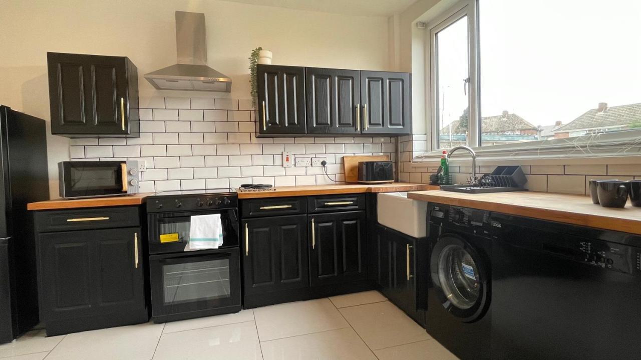 Fully Serviced Three Bed House In Durham Exterior foto